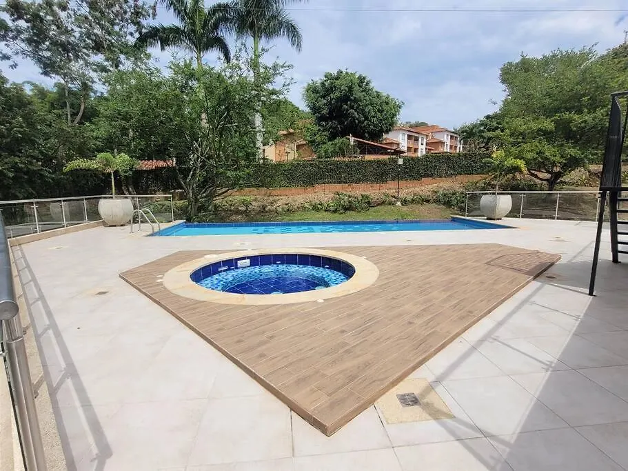 Lägenhet Cali Piso 4-06 Pance Apartamento Moderno Sector Exclusivo Colombia